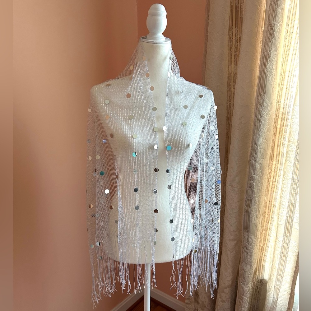 FREE Holiday party sequin sparkly scarf 🧣 wrap 🧣shawl
